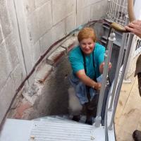 Marge arrives at the top of Ile Vierge