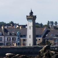 Last light of this day was the Roscoff Lighthouse, just a short way from the ferry dock in Roscoff.